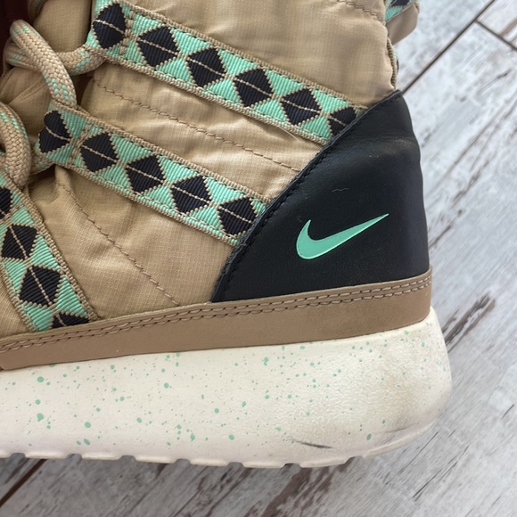 Nike Boys lace up athletic boots - Picture 7 of 9